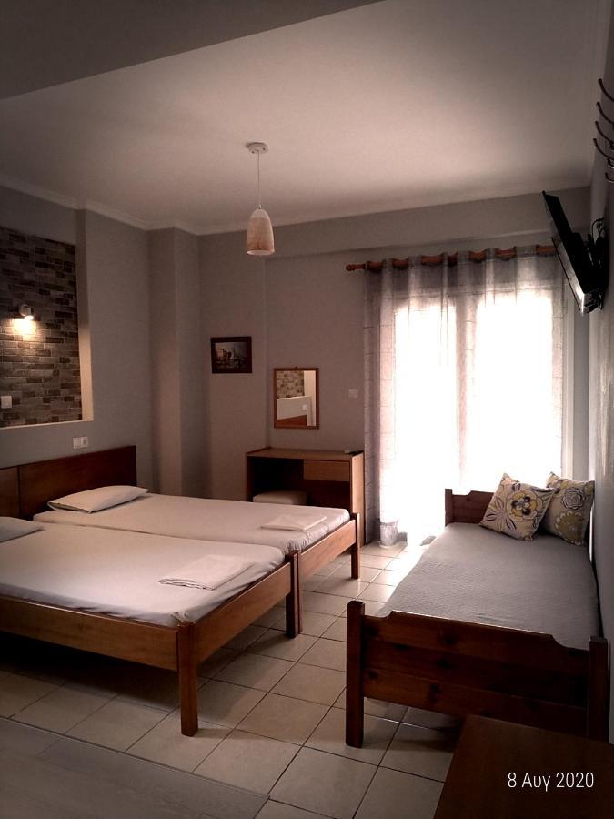 Adonis Apartments Paralía Buitenkant foto