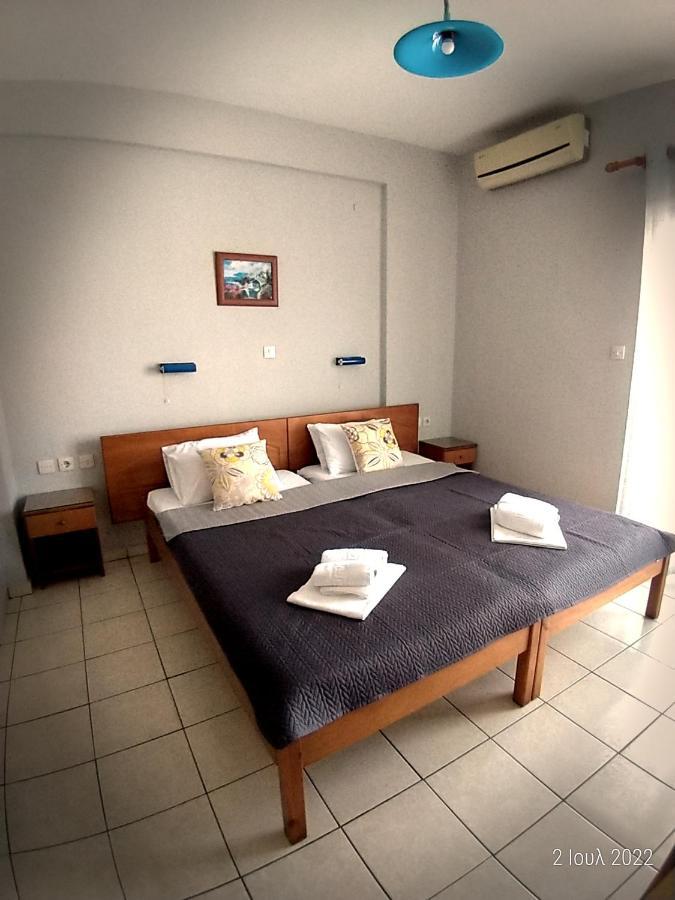 Adonis Apartments Paralía Buitenkant foto