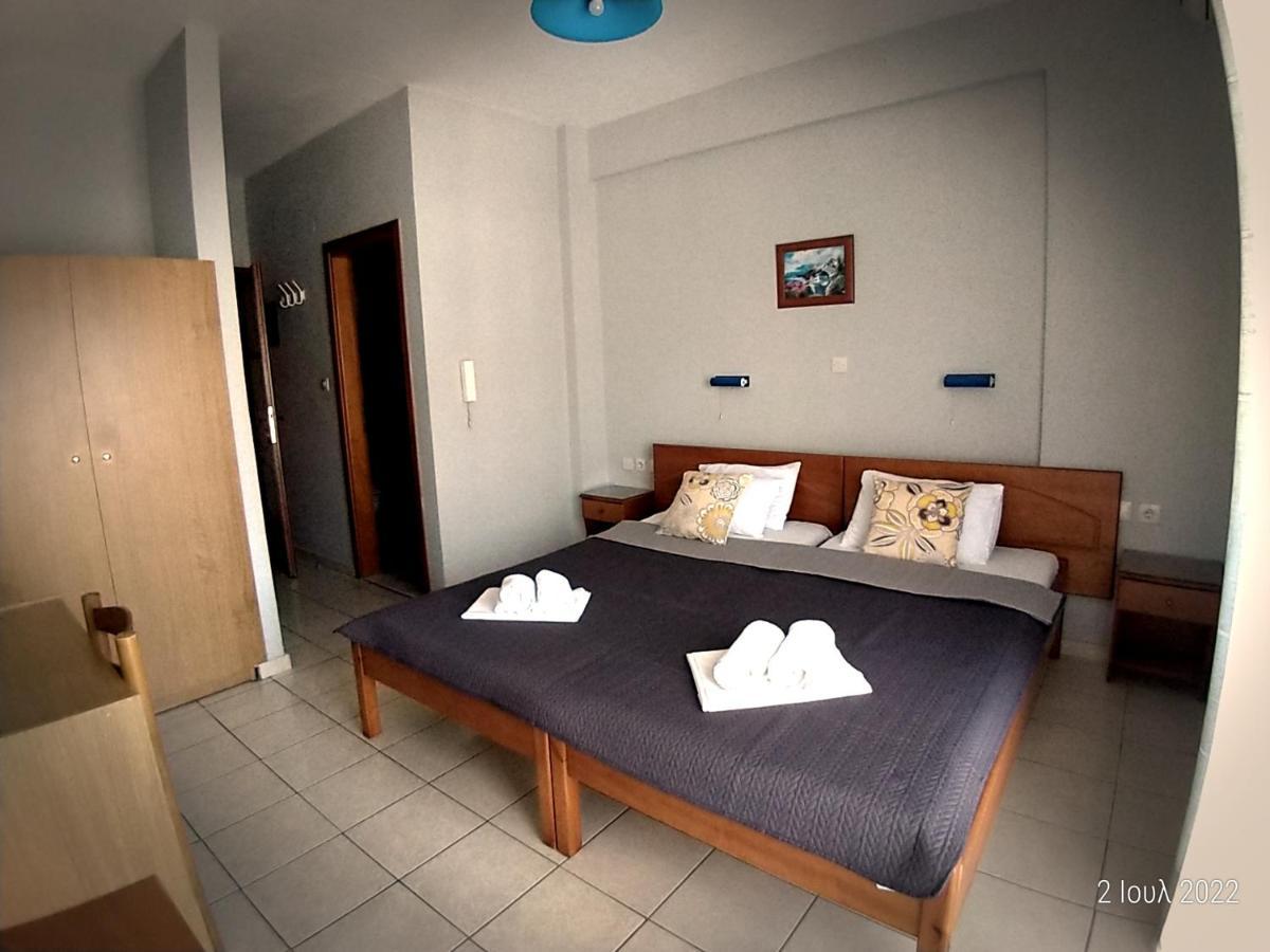 Adonis Apartments Paralía Buitenkant foto